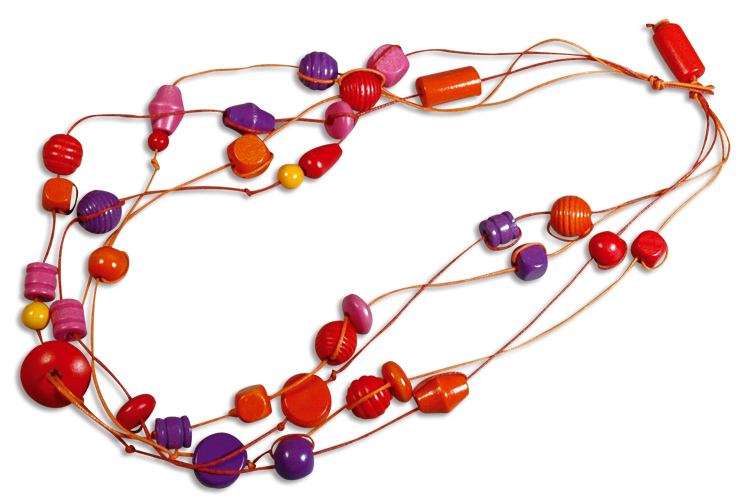 Colliers avec grosses perles en bois