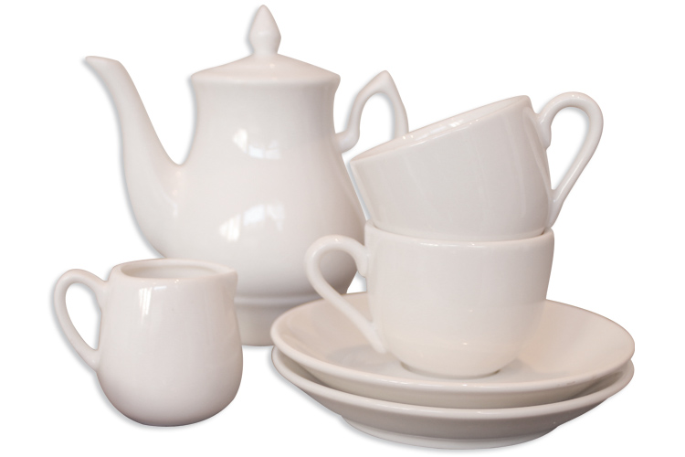 Service à café ou thé en porcelaine blanche