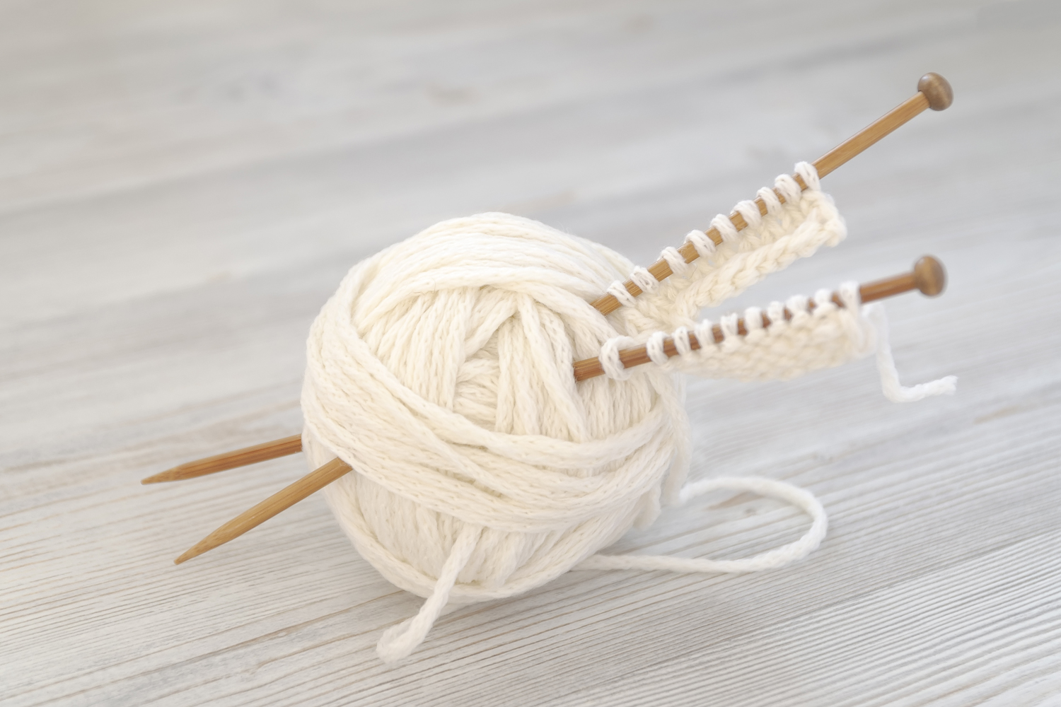 Aiguilles à tricoter en bambou circulaires à double pointe pour tricoter avec tube en plastique coloré 40 cm/15.7 in