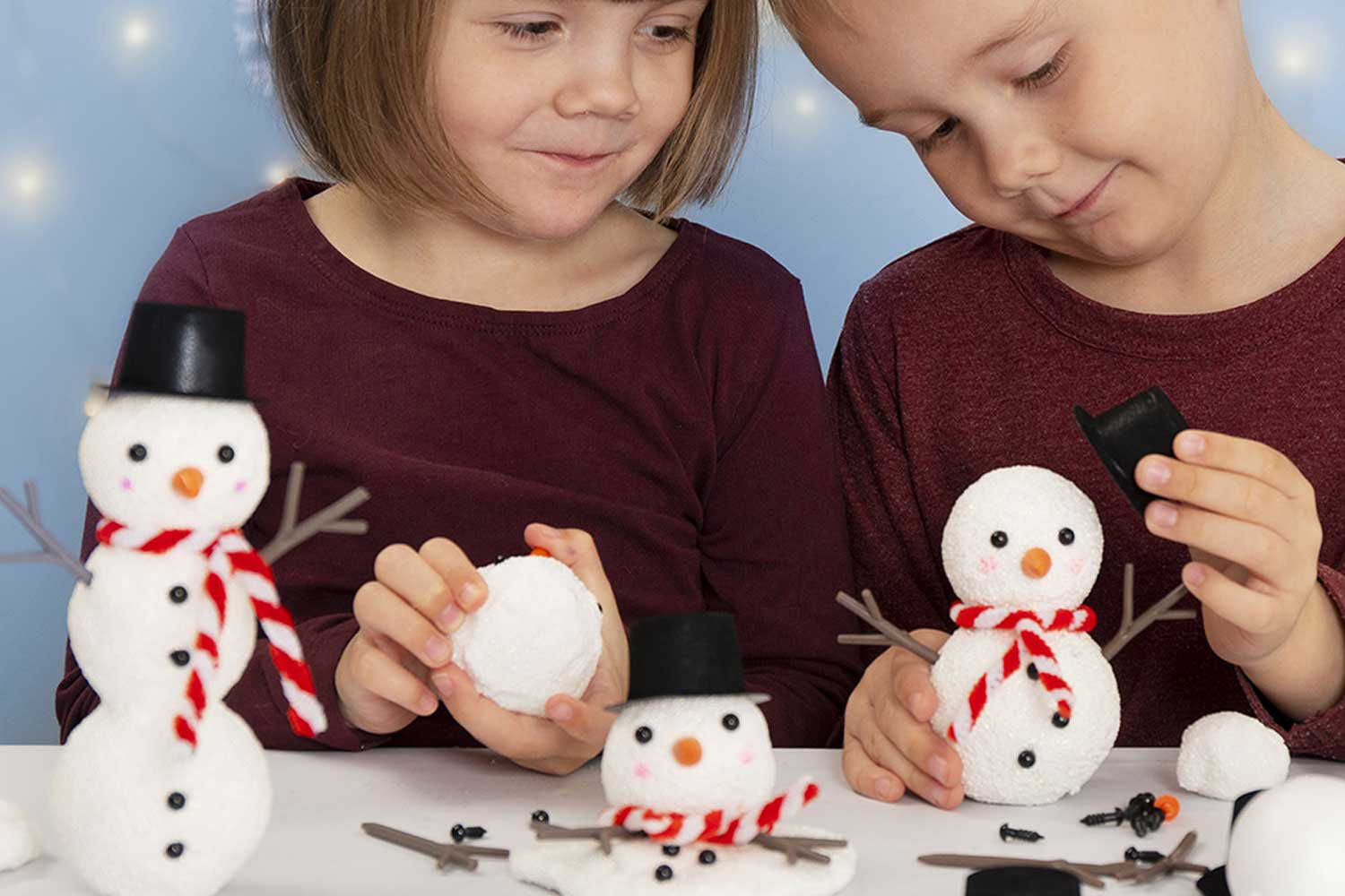 Compter avec de la pâte à modeler : le bonhomme de neige