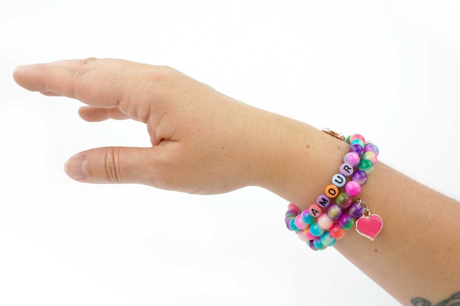 Collier Prénom Arc-en-ciel pour Enfants – Un Bracelet