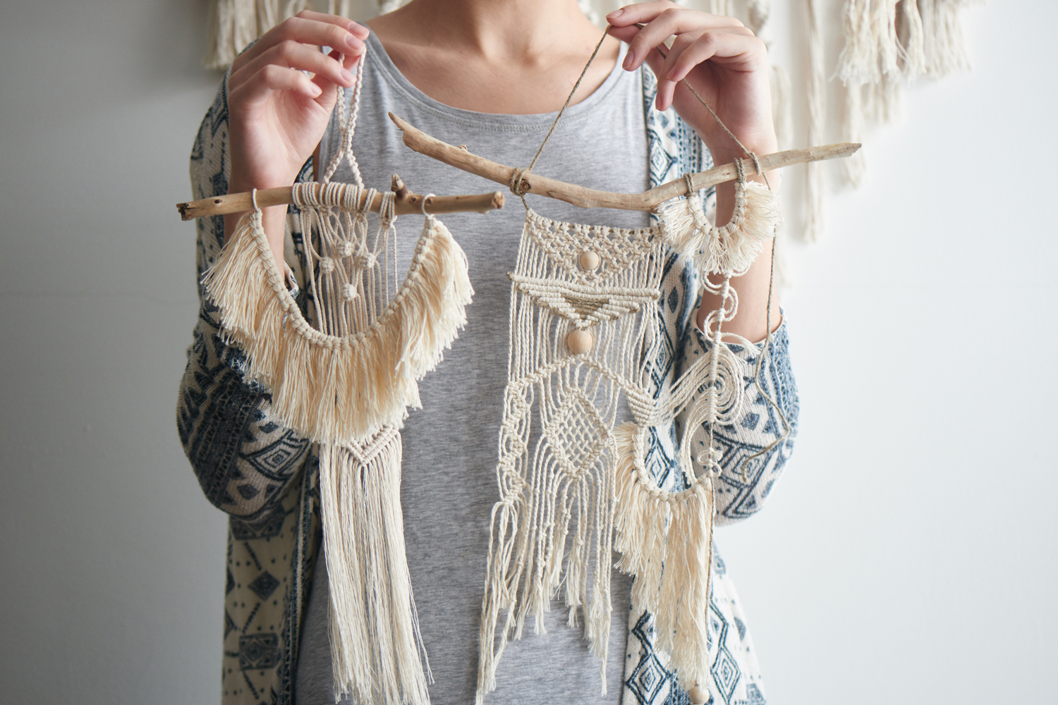 Chapeau cloche, couleur naturelle, en paille macramé