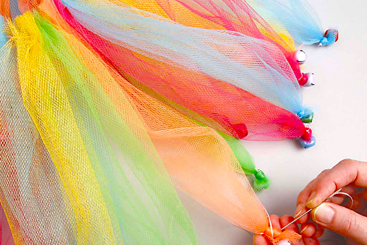 Tutu pailleté fille 30 cm - 7 couleurs au choix - Déguiz-Fêtes