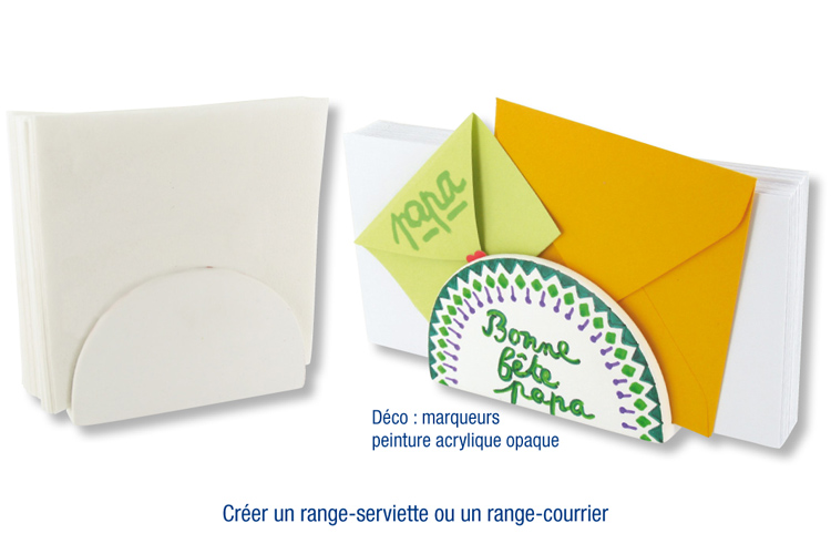 Range-serviettes ou courrier en terre cuite blanche
