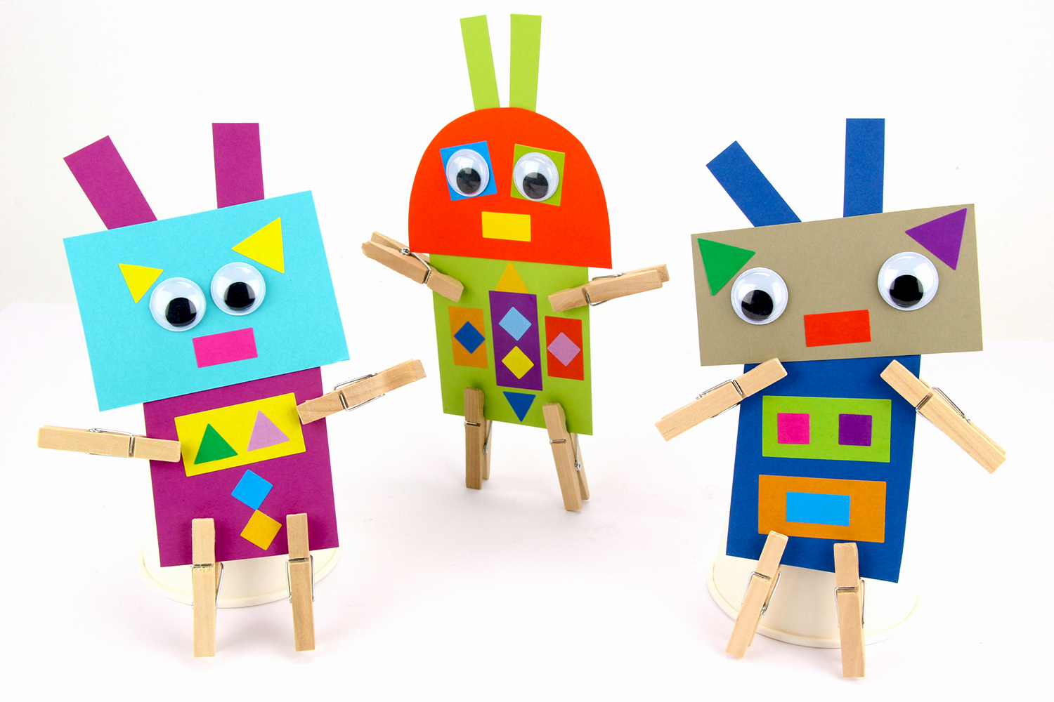 Robots rigolos en papier