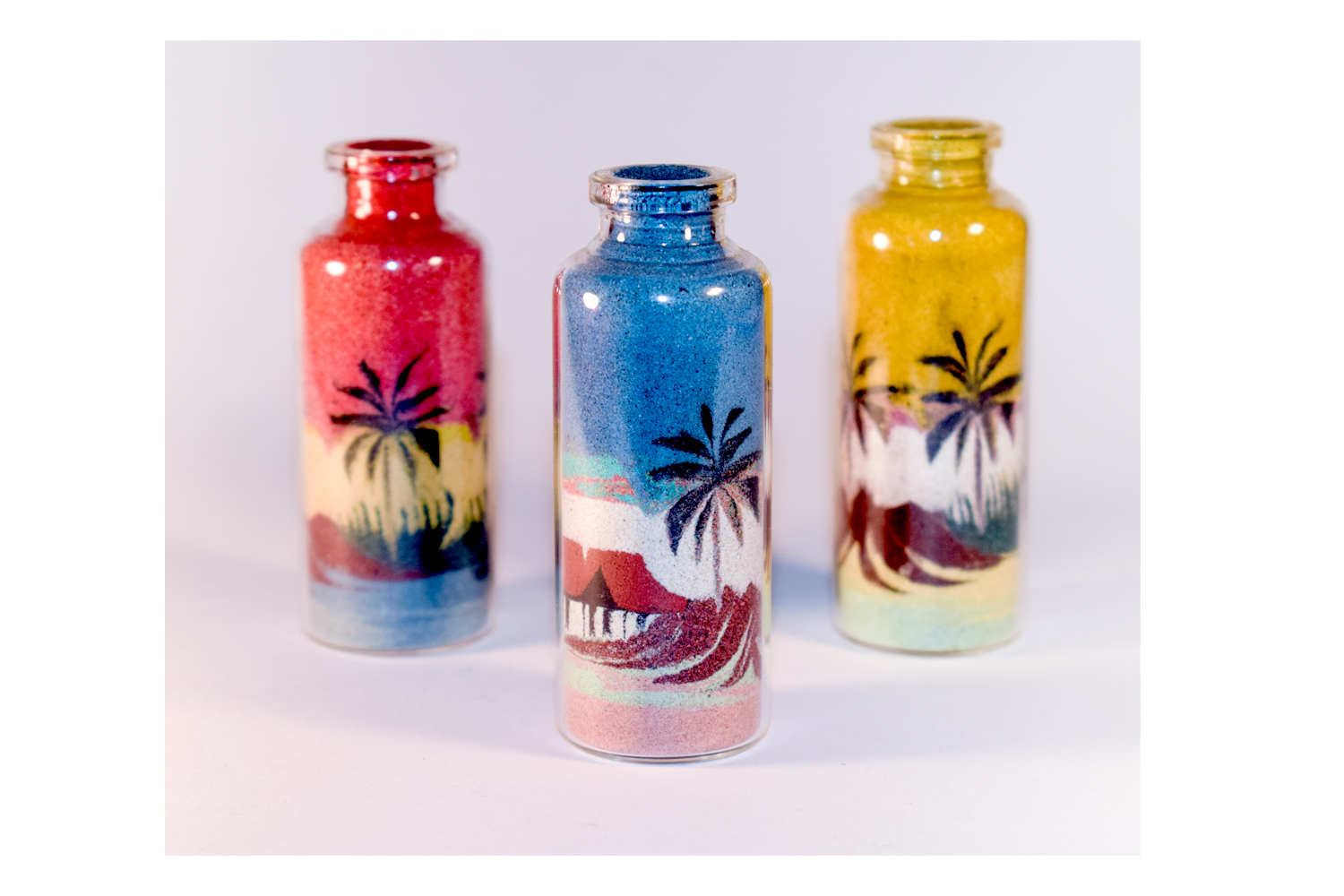 Mini bouteille avec du sable coloré pour la décoration intérieure miniature  Fournitures d'artisanat Projets créatifs Cadeau pour les vacances Feng Shui  de Porto Portugal -  France