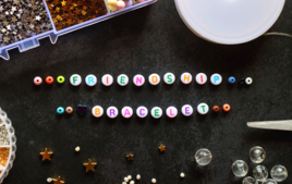 Bracelets d'amitié - Activités bijoux - 10doigts.fr