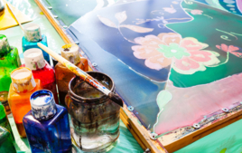 Je peins sur de la soie - Activités de peinture - 10doigts.fr