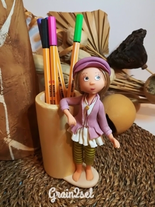 Pot à crayon pour jolie miss - 10doigts.fr