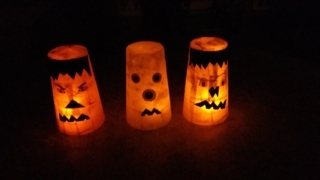 Halloween - Vernis collage papiers, serviettes - 10doigts.fr