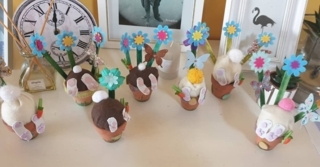 Jardin  dePopotins de lapins - Feutrine, feutrage - 10doigts.fr