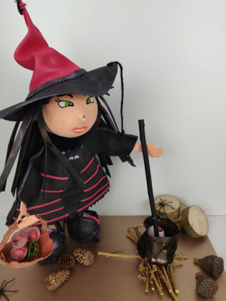 Fofuchas la sorcière aux araignées - Divers - 10doigts.fr