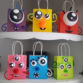 Sacs de bonbons pour Halloween - Créations d'enfant - 10doigts.fr