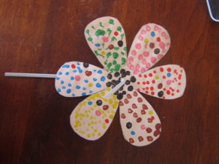 fleur de printemps - Créations d'enfant - 10doigts.fr