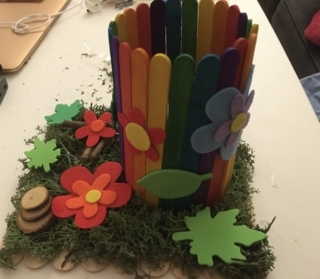 Un pot pour les crayons saison printemps - Feutrine, feutrage - 10doigts.fr