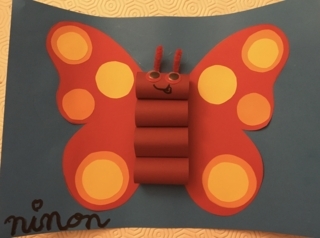 Papillon en papier - Créations d'enfant - 10doigts.fr