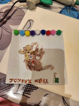 Renne de Noël empreinte de main - 10doigts.fr