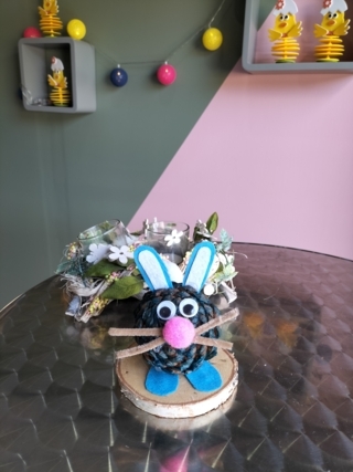 Le petit lapin en pomme de pin - 10doigts.fr