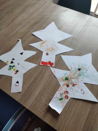 Sapins géants maison - 10doigts.fr