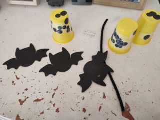 Monstres jaunes ! - 10doigts.fr