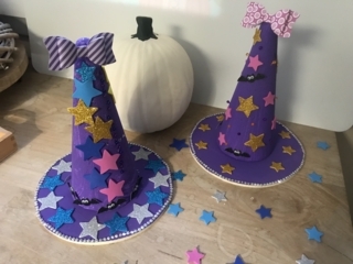 Chapeau de sorcière - 10doigts.fr