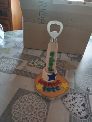 Support décapsuleur - 10doigts.fr