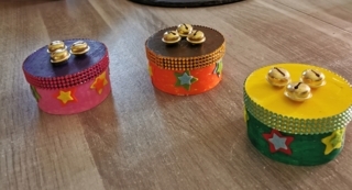 Carnaval maracas - 10doigts.fr