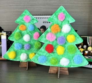 Sapins à pomponner - 10doigts.fr