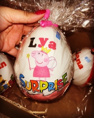 Pâques Oeuf kinder personnalisé - 10doigts.fr