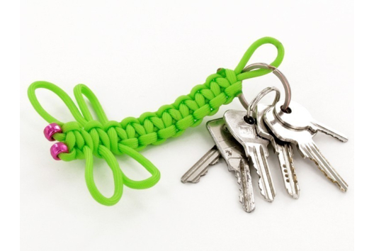 Libellule en paracorde - Activités manuelles porte-clés - 10doigts.fr