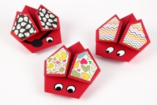 coccinelle origami - Activités manuelles collage, pliage - 10doigts.fr