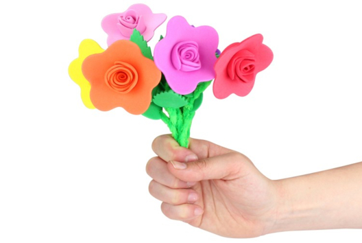 DIY - Bouquet de fleurs pour maman - Activités manuelles fête des mères - 10doigts.fr