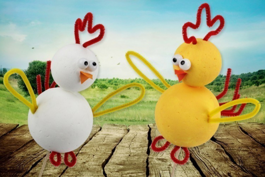 Poulettes rigolotes pâques - Activités manuelles DIY Pâques - 10doigts.fr