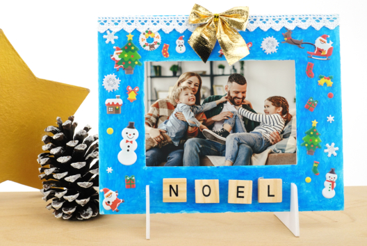 Activité Cadre Noel Enfant - Activités manuelles bricolages de Noël - 10doigts.fr - 2