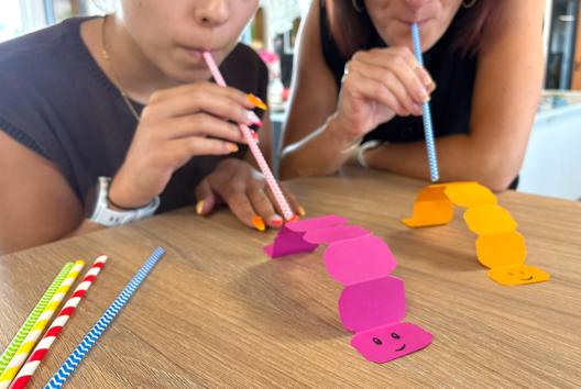 Activité Enfant Course chenilles papier - Activités manuelles jeux - 10doigts.fr - 2