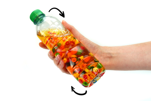 Activité montessori bouteille sensorielle - Activités manuelles montessori - 10doigts.fr - 2