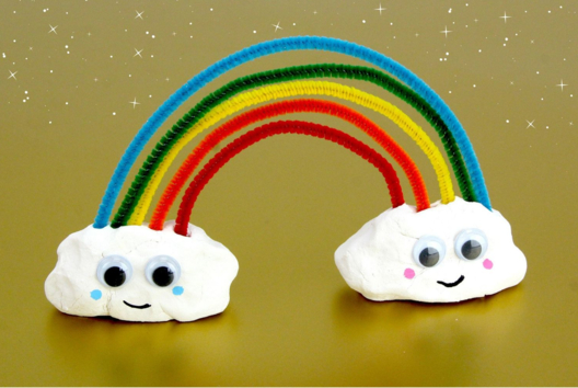 arc en ciel pâte à modeler chenilles activité enfants - Activités manuelles modelage - 10doigts.fr