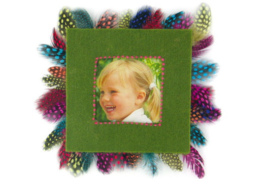 Boule polystyrène + pompons blancs + chenilles blanches - Activités manuelles fête des mères - 10doigts.fr