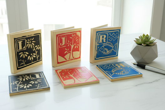 Bricolage Linogravure Initiale - Activités manuelles gravure - 10doigts.fr - 2