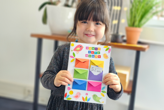carte facile enfants fête des mères - Activités manuelles fête des mères - 10doigts.fr