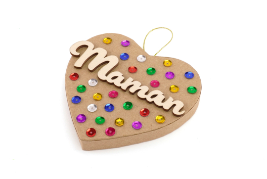 idée cadeau pas cher fête des mères coeur enfants DIY - Activités manuelles Fête des Mères : des idées cadeaux à fabriquer avec amour - 10doigts.fr - 2