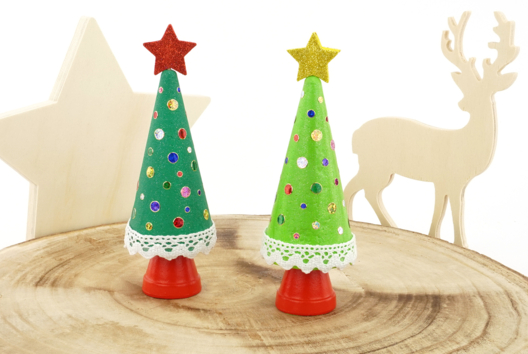 mini sapin de Noël activité enfants - Activités manuelles Noël - 10doigts.fr
