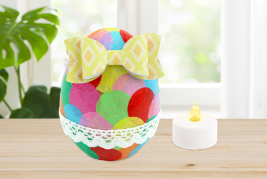 oeuf de pâques lumineux DIY - Activités manuelles DIY Pâques - 10doigts.fr - 2