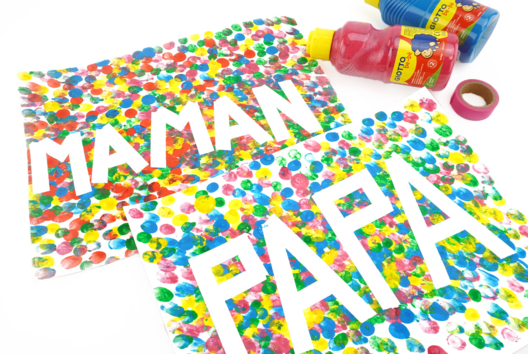 peinture aux doigts - Activités manuelles Fête des Mères : des idées cadeaux à fabriquer avec amour - 10doigts.fr - 2