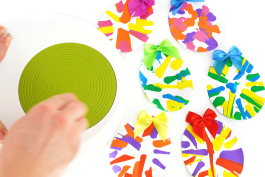 peinture Essoreuse Salade Paques oeufs - Activités manuelles DIY Pâques - 10doigts.fr - 2