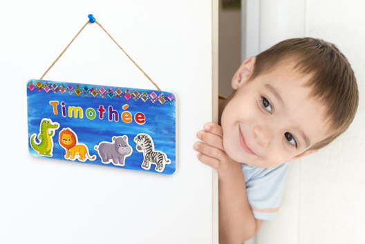 plaque d eporte personnalisée chambre enfants - Activités manuelles objets décorés - 10doigts.fr - 2