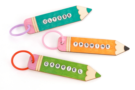 porte clés crayon école prénom enfant - Activités manuelles rentrée des classes - 10doigts.fr - 2