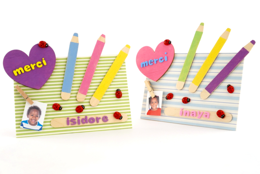 tableau merci cadeau fin année scolaire enfants - Activités manuelles cadeaux maitresses, maitres, ATSEM, AESH, nounous... - 10doigts.fr - 2