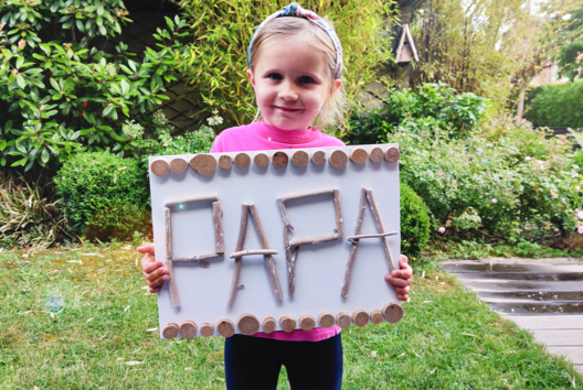 tableau papa bois flotté fête des pères cadeau - Activités manuelles fête des pères - 10doigts.fr