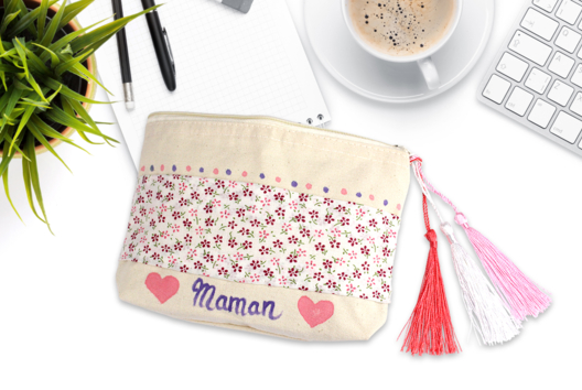 trousse maquillage bijoux fête des mères - Activités manuelles fête des mères - 10doigts.fr
